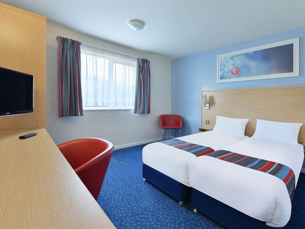 Travelodge Swansea M4 Camera foto